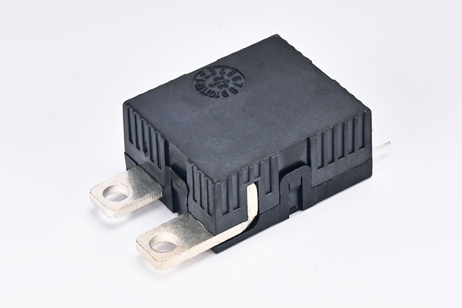 FC808C-120A-9VDC With Car